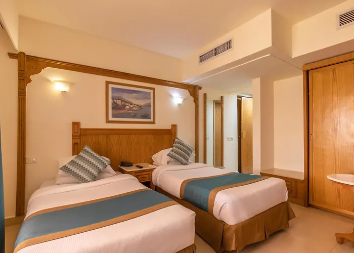 Üdülőközpont Long 5*